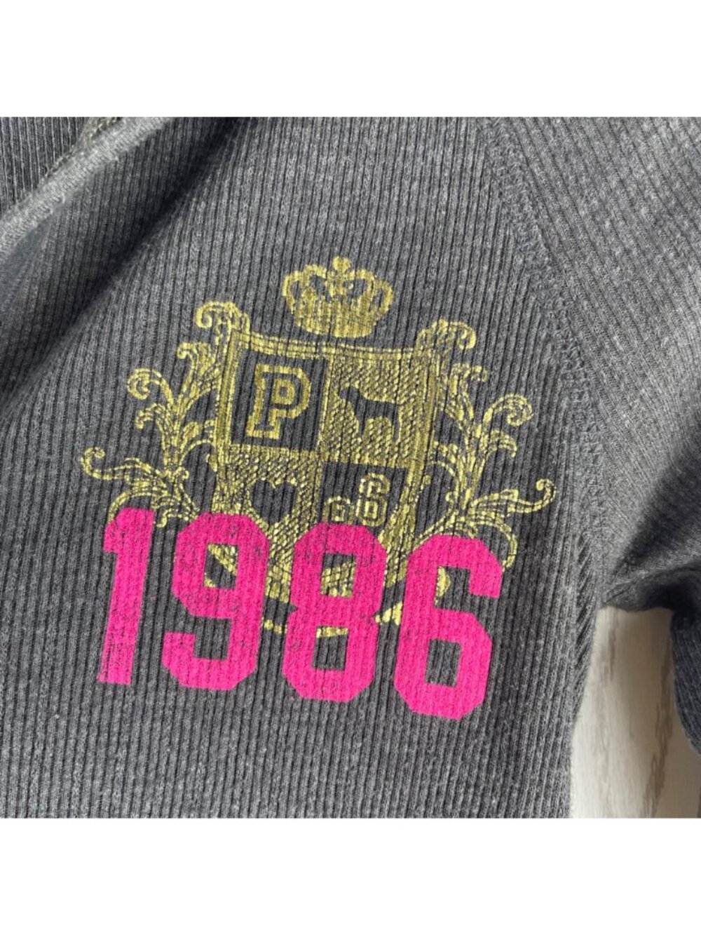 Victorias Secret Pink Y2K Ribbed Henley Hoodie Graphic 1986 Pullover Medium - Picture 4 of 11